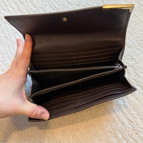 Gucci Wallet - Picture 9 of 15